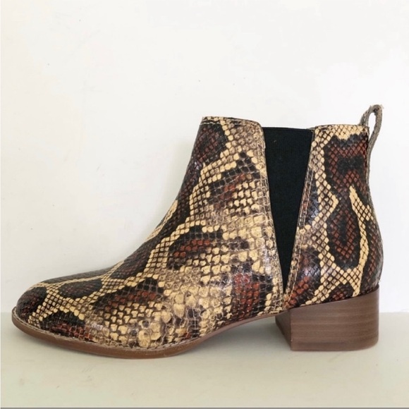 Madewell Carina Snake Embossed Ankle Boot EUC - Picture 9 of 13